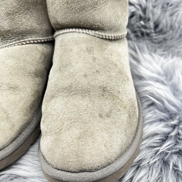 UGG Australia Women's Bailey Button Shearling Suede Boots Size 6 - Picture 7 of 11